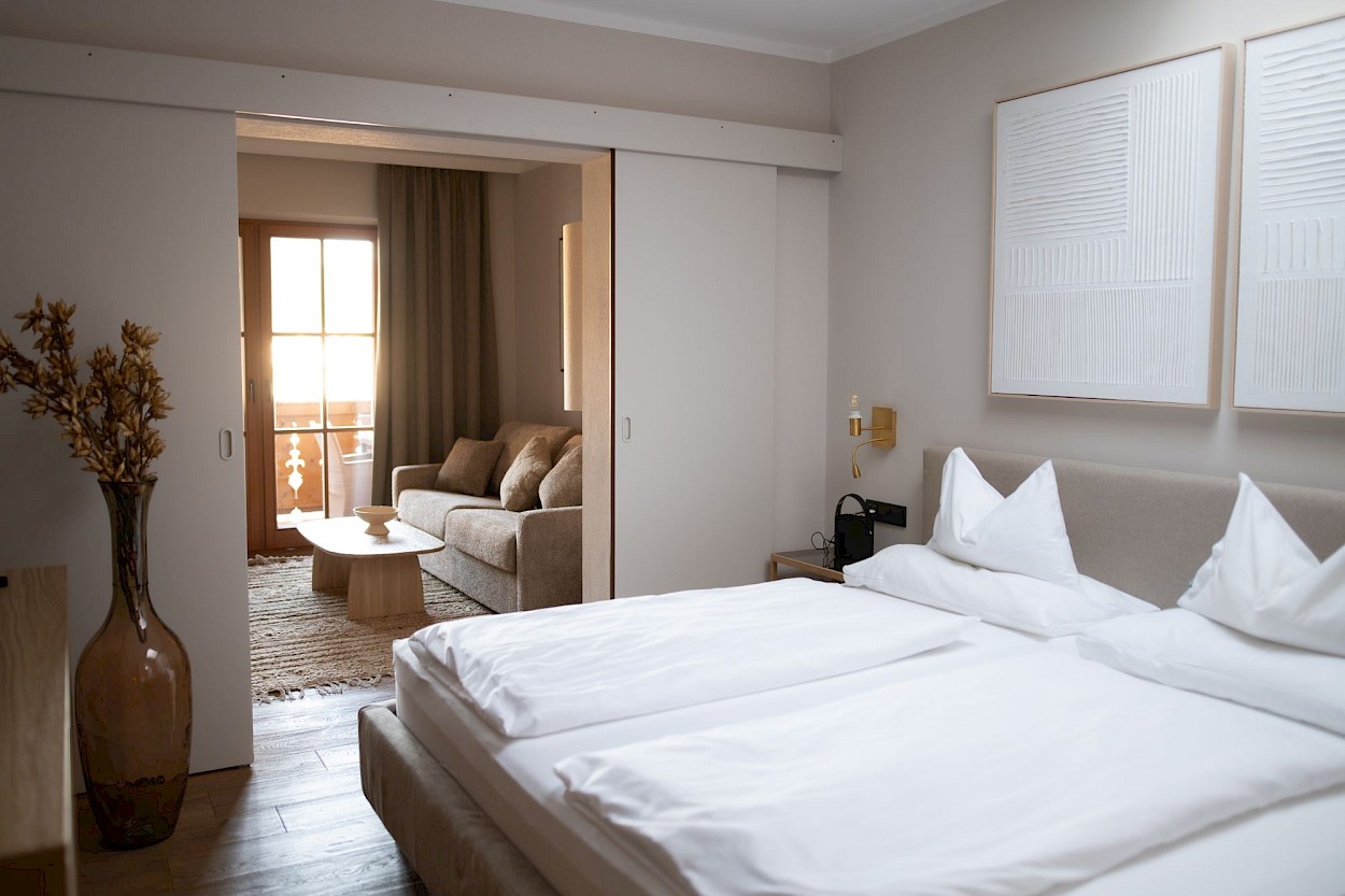 POST-FAMILYRESORT